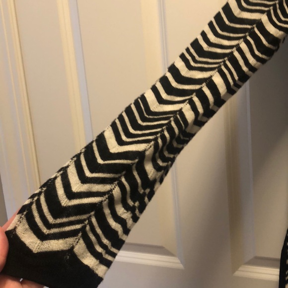 Great Ann Taylor Sweater - Picture 3 of 7